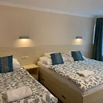 Hotel Nimrod Es Etterem 3*
