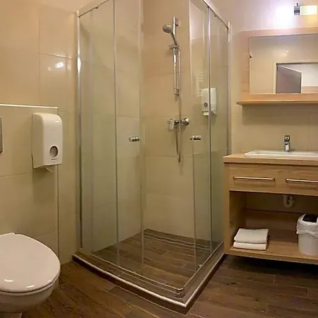 Nimrod Es Etterem Hotel 3*