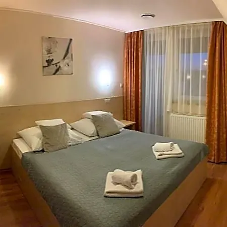 Hotel Nimrod Es Etterem 3*