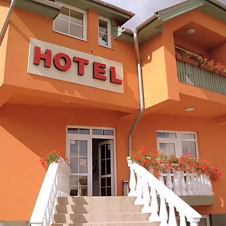 Hotel Nimrod Es Etterem Mosonmagyaróvár